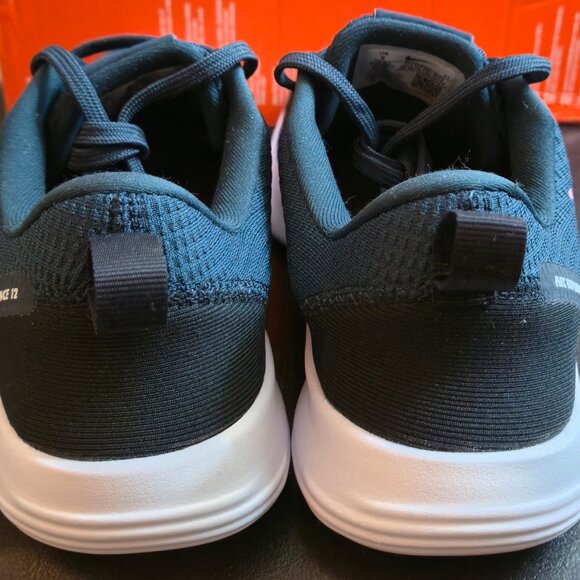 Nike Women's Flex Experience RN 12 Running Sneaker BNWB Size W - 9 / M - 7.5 - Picture 6 of 10